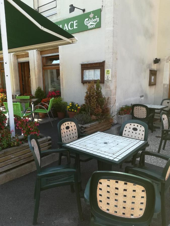Hotel De La Place Liffol-le-Grand Exterior foto